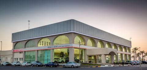 Toyota showroom to extend opening hours for customers