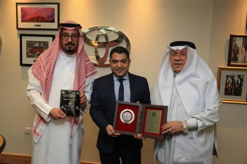 Ebrahim K. Kanoo Wins Prestigious Toyota Awards 